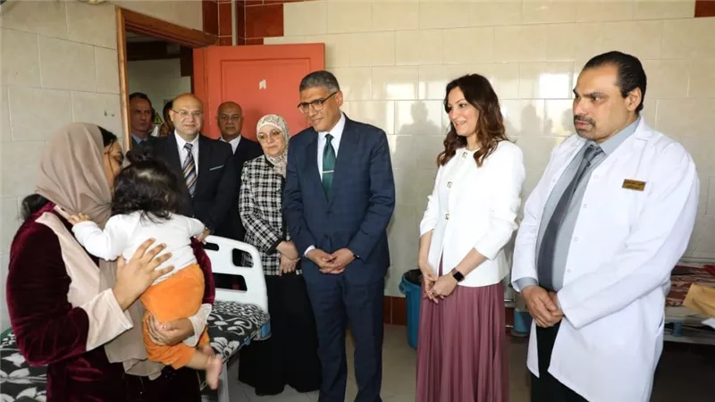 محافظ الجيزة خلال تفقد مستشفي إمبابة :جيش مصر الأبيض ضرب أروع الأمثلة