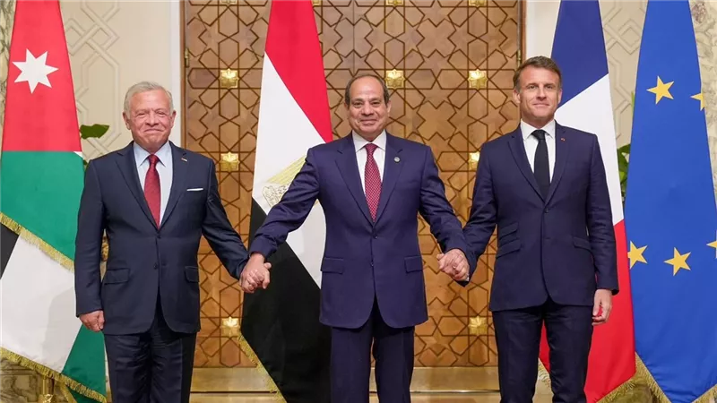 مصر والأردن وفرنسا تدعو لوقف حرب غزة