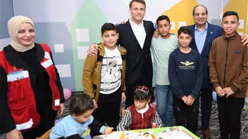 محافظ شمال سيناء: ماكرون اطلع على رعاية المصابين الفلسطينيين بمستشفى العريش