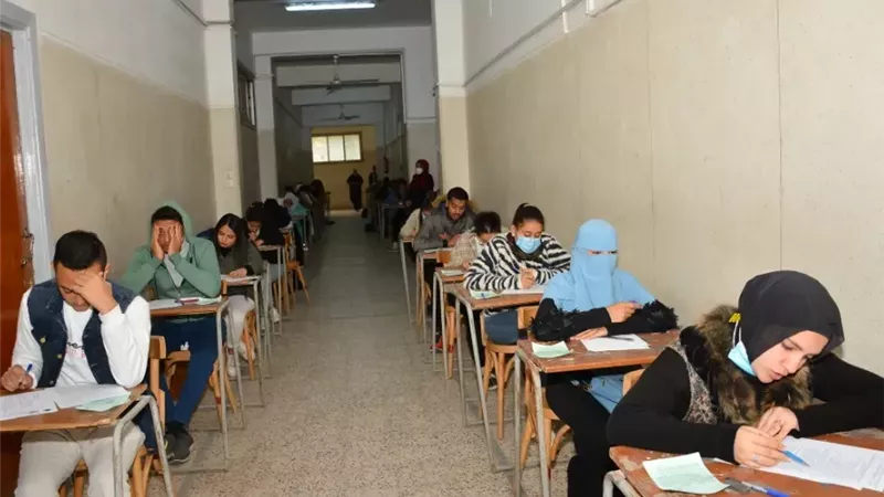 بالإنفوجراف.. التعليم تكشف عدد أسئلة كل مادة في امتحانات الثانوية العامة 2025