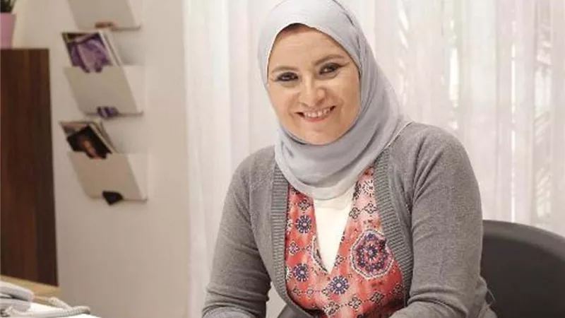بأزمة قلبية.. وفاة والد سائق أوبر صاحب واقعة هبة قطب (تفاصيل)