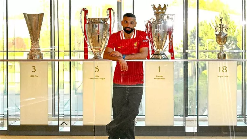 من نجريج إلى أنفيلد.. هل اقترب صلاح من تخليد اسمه في تاريخ ليفربول؟
