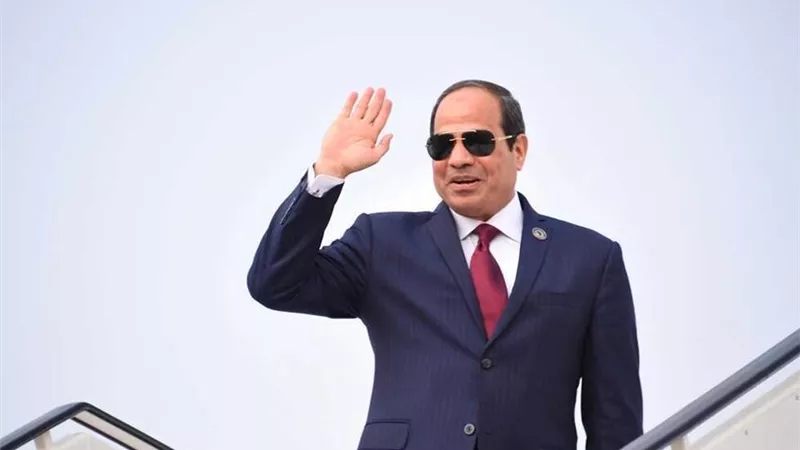 السيسي يصل إلى الدوحة في مستهل جولة خليجية تشمل قطر والكويت