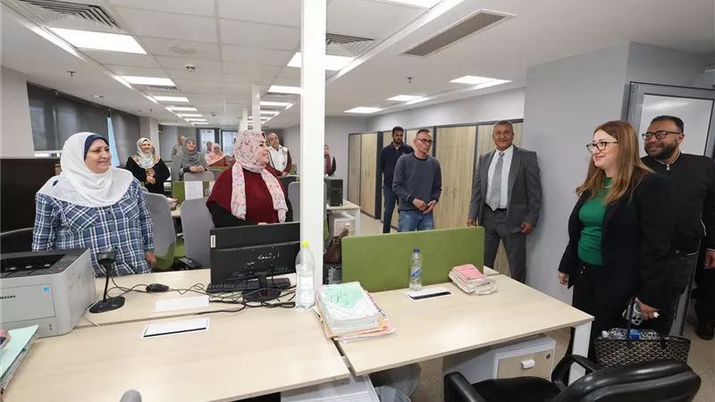 رئيس البريد تتفقد مكاتب القليوبية لمتابعة انتظام العمل