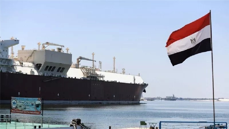 عاجل| إغلاق موانئ السويس لسوء الأحوال الجوية