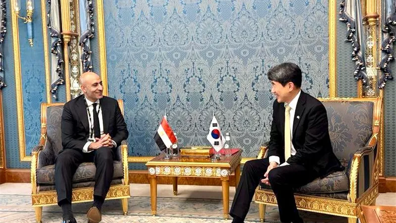 تعاون مصري - كوري لتطوير منصات تعليمية تعتمد على تقنيات الذكاء الاصطناعي