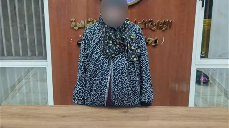 ضربته بـ«عصا خشبية».. تفاصيل ضبط سيدة قتلت كلب في عابدين