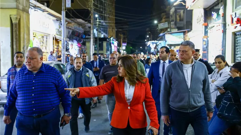 وزيرة التنمية المحلية: غلق وتشميع كافه الكافيهات والمطاعم المخالفة بمصر الجديدة 