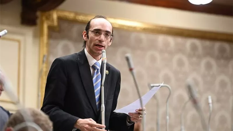 البرلمان يعيد المداولة على مادة 