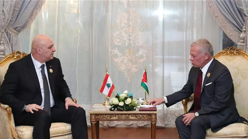 الرئيس اللبناني يتواصل مع ملك الأردن بشأن خلية تصنيع الصواريخ