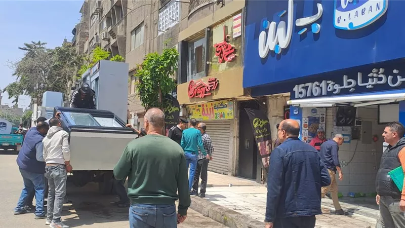 قرار عاجل بغلق 12 فرعًا لمحال 