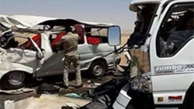 تفاصيل مصرع وإصابة 4 أشخاص في انقلاب سيارة بطريق الكريمات الصحراوي