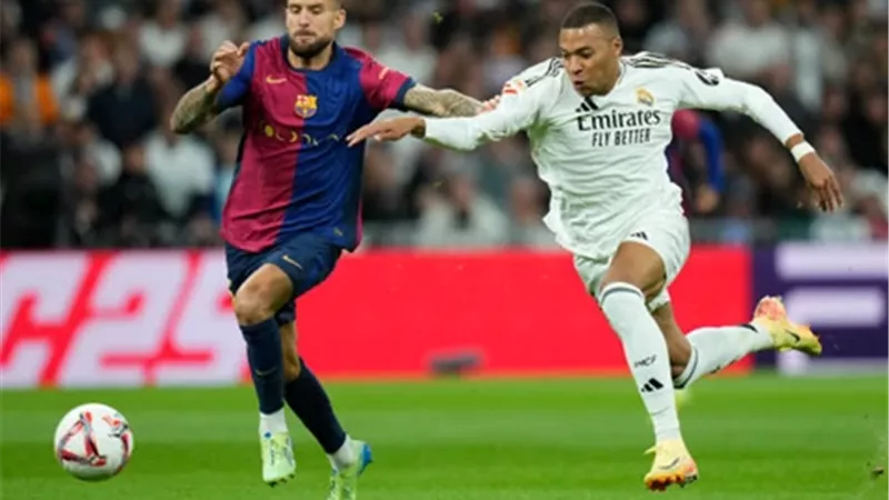 استبعاد مشاركة نجم برشلونة أمام ريال مدريد في الكأس