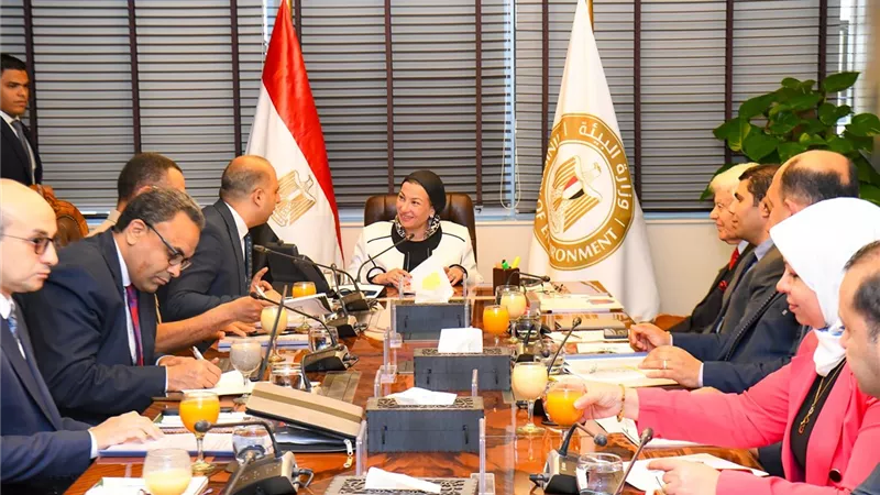 البيئة: الموافقة على ضوابط إصدار تراخيص لمواقع تجميع المخلفات الزراعية
