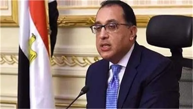 رئيس الوزراء يهنئ وزير الدفاع والقوات المسلحة بذكرى تحرير سيناء