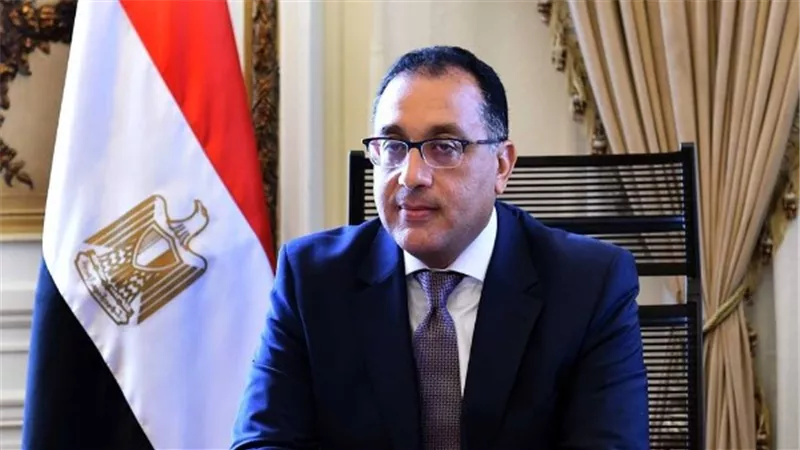 الحكومة تمد العمل بتأشيرة الترانزيت 96 ساعة مجانًا عام إضافي