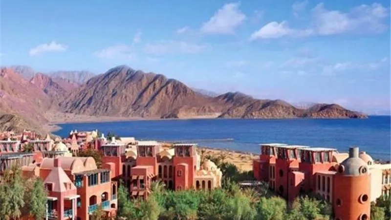 سيناء على خريطة التنمية الشاملة: الدولة تبني المستقبل وتنتصر على الإرهاب
