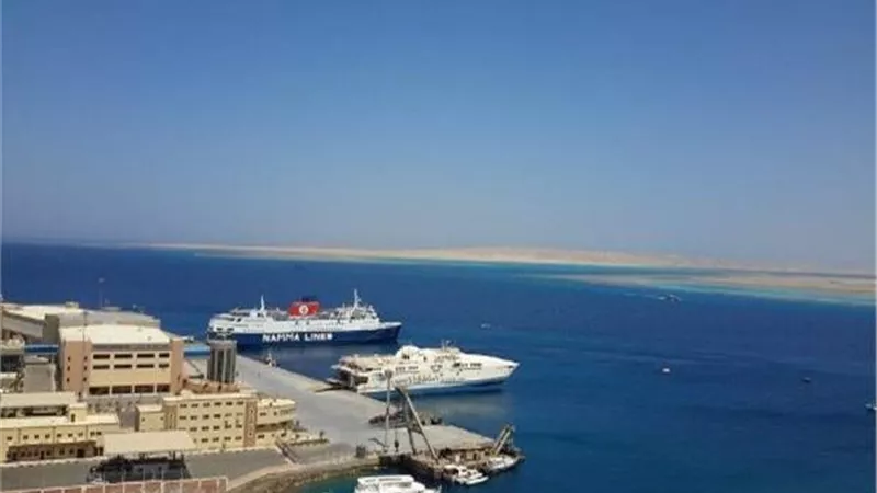 إغلاق ميناء الغردقة البحري بسبب سوء الأحوال الجوية