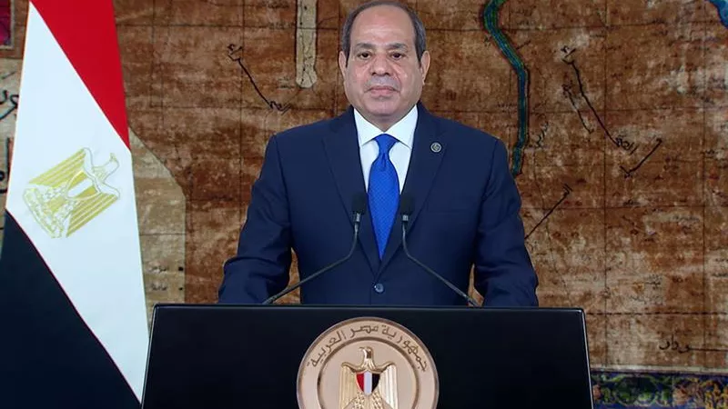 الرئيس السيسي يؤكد ضرورة الحفاظ على المواقف الإفريقية الموحدة