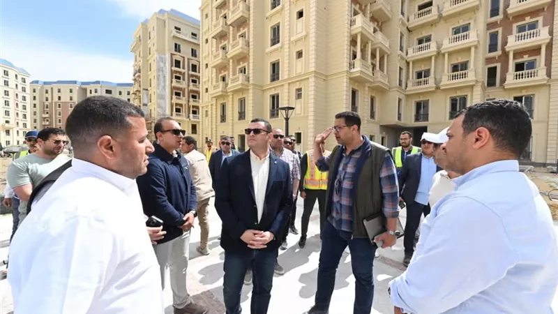 10 آلاف وحدة جديدة.. وزير الإسكان يتابع مشروع الحي اللاتيني بالعلمين