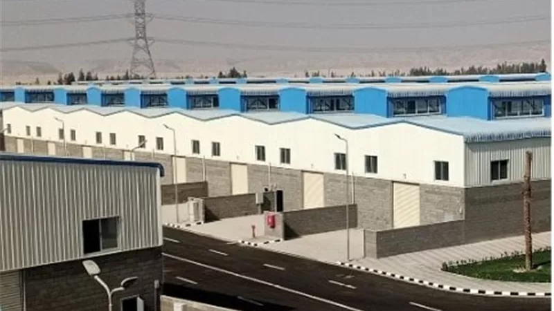 تفاصيل طرح 332 وحدة صناعية كاملة التجهيزات في 10 محافظات