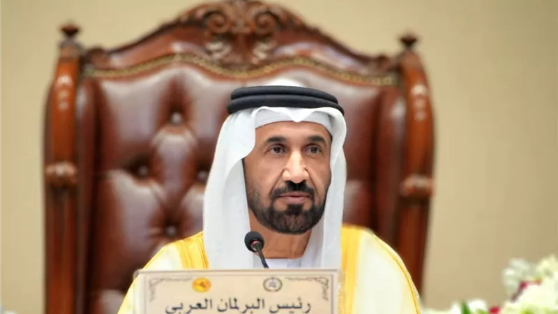 رئيس البرلمان العربي يتوجه للجزائرل لمشاركة في مؤتمر «الاتحاد العربي»