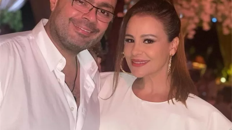 وفاة المنتج المصري وليد مصطفى زوج كارول سماحة