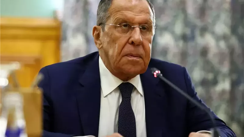 وزير الخارجية الروسي: موسكو على استعداد للمساهمة في حل الأزمة بين باكستان والهند