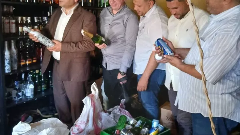 ضبط 7000 زجاجة خمر داخل محل غير مرخص في الشيخ زايد
