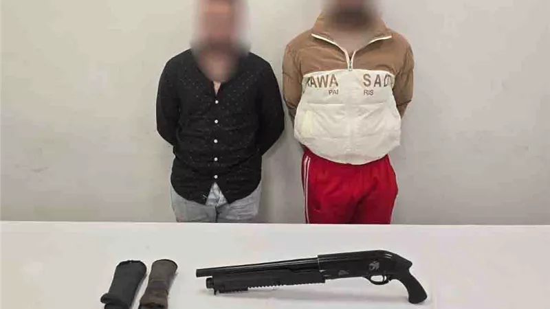 ضبط شخصين أطلقا النار على سيارة بمدينة نصر.. السر في الهاتف المحمول