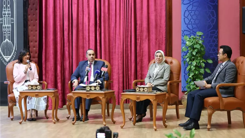 وزير الشؤون النيابية: 