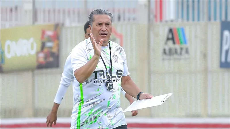 الزمالك يعلن فسخ عقد البرتغالي جوزيه بيسيرو بالتراضي 