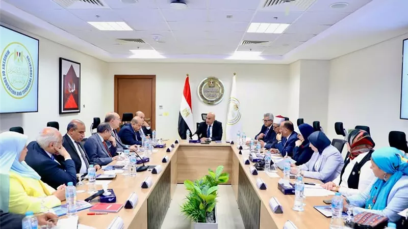 بدء الدراسة 20 سبتمبر.. التعليم تعلن خطة العام الدراسي الجديد وتطوير المناهج