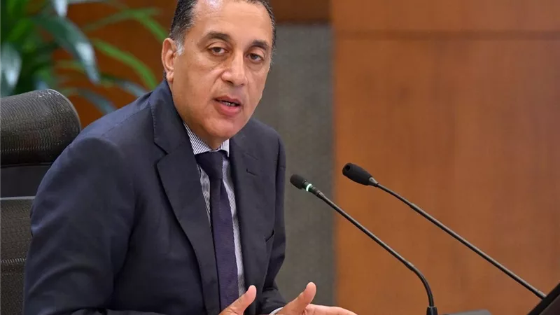 رئيس مجلس الوزراء: سيتم الإفصاح عما تصل إليه التحقيقات بشأن البنزين