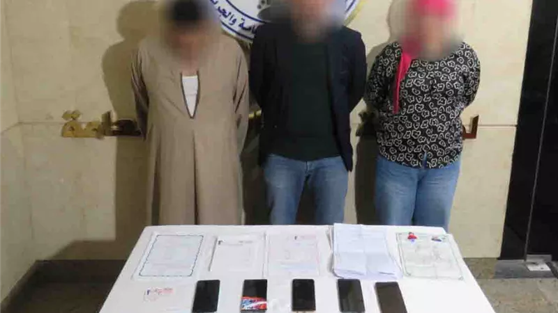 تفاصيل سقوط عصابة عقود الزواج المزيفة في قبضة مباحث القاهرة