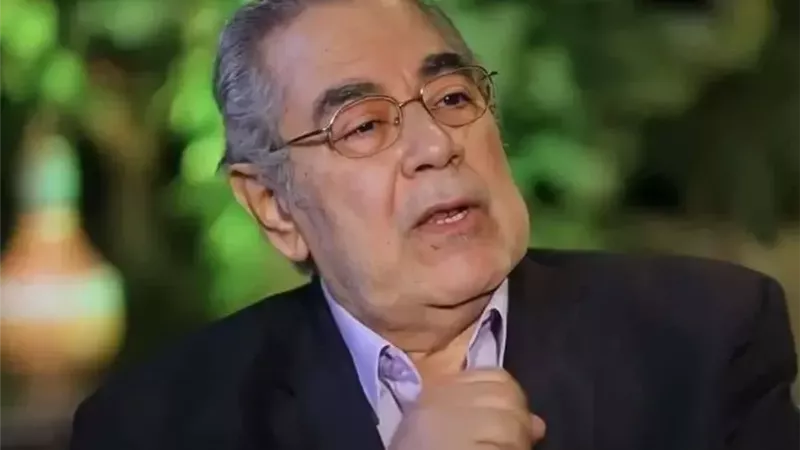 الفنان صبري عبد المنعم يشيد بتألق عصام عمر في أحدث أعماله