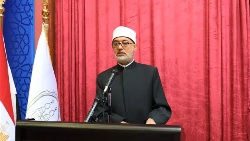 المفتي: الذكاء الاصطناعي قد ينتج فتاوى تؤدي إلى فوضى فكرية