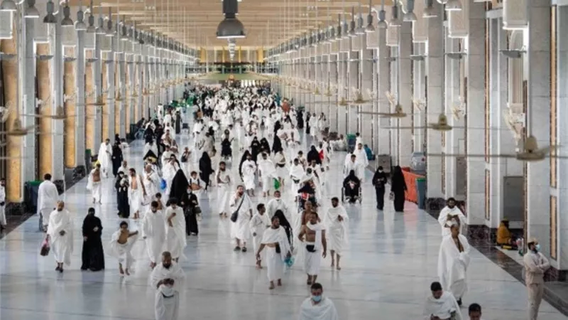 الهلال الأحمر السعودي: زيادة أعداد الفرق الطبية والمسعفين لخدمة ضيوف الرحمن