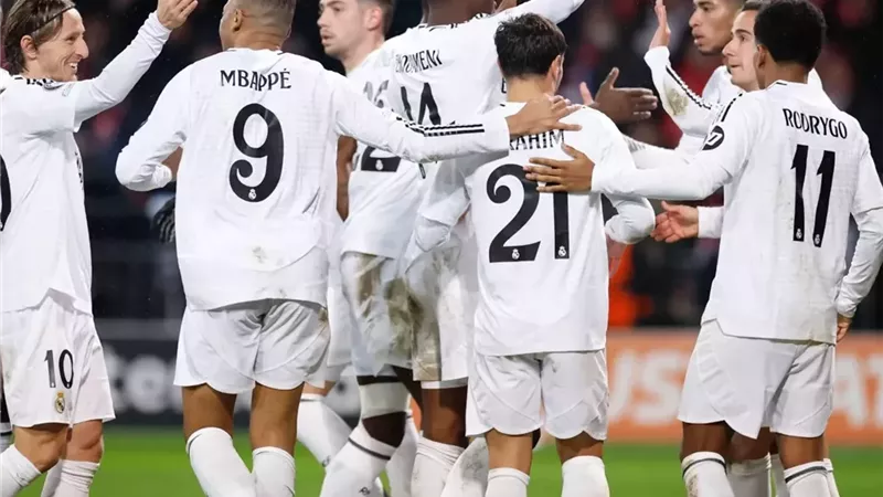 مبابي يقود ريال مدريد أمام فياريال في الدوري الإسباني