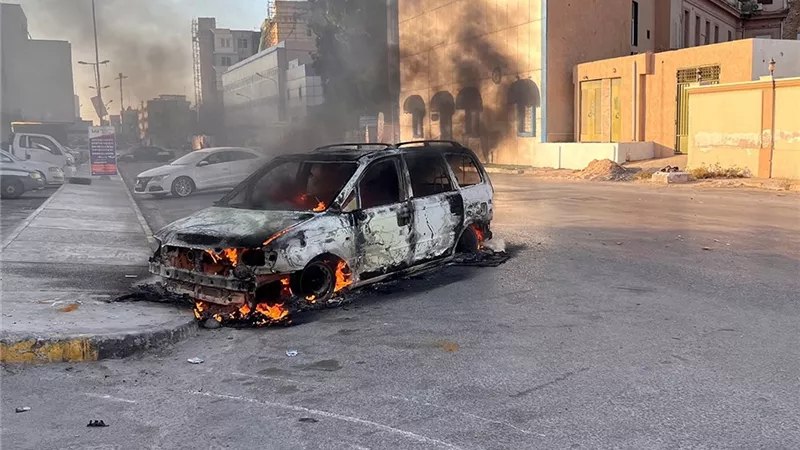 إطلاق الرصاص على المتظاهرين أمام مجلس الوزراء بالعاصمة الليبية