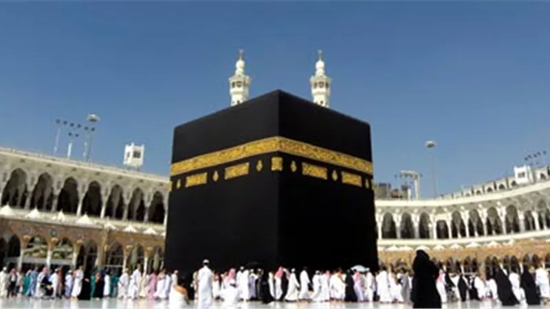 18 مايو.. أولى رحلات حجاج الجمعيات إلى الأراضي المقدسة