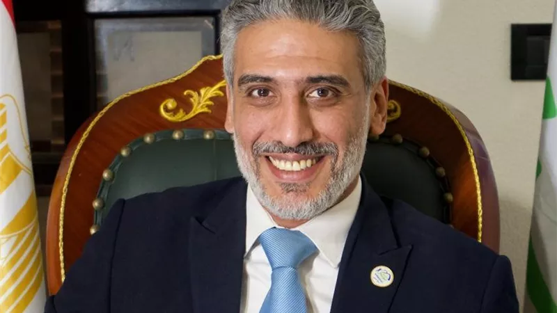 هيثم أمان يشيد بتوجيهات السيسي لإدراج الذكاء الاصطناعي في المناهج