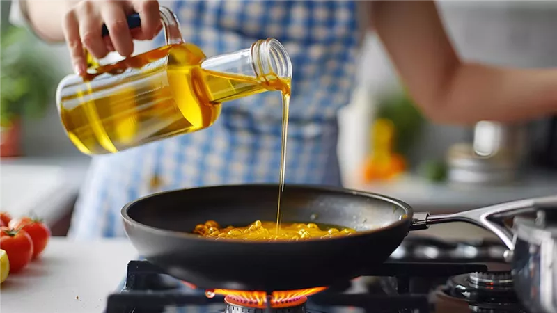 ما الكمية المثالية من الزيت يوميًا؟.. إليك الإجابة 