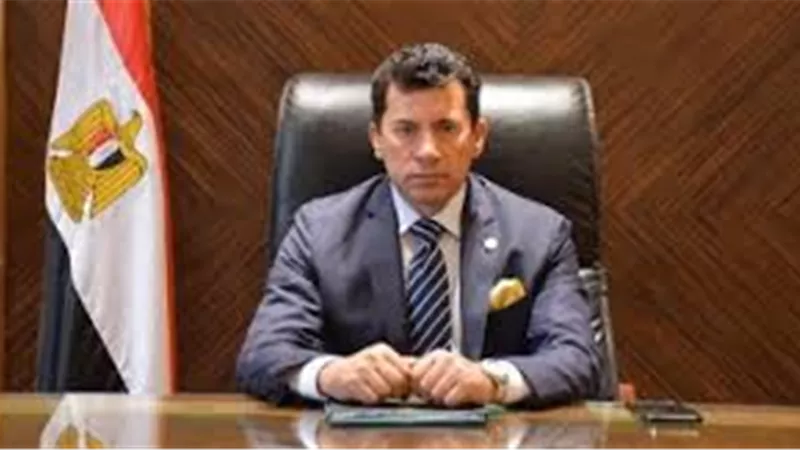 وزير الشباب يبحث مع قيادات جامعة الإسكندرية التوعية بالموت المفاجيء بين الرياضيين
