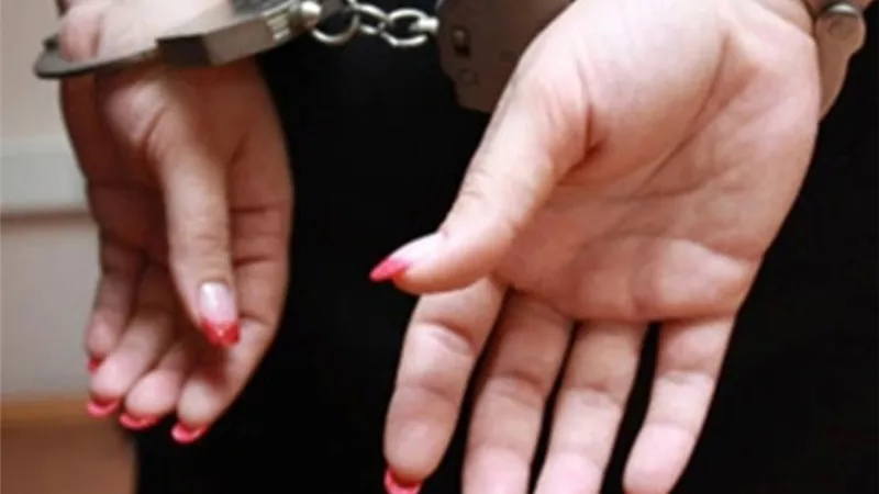 القبض على تونسية في واقعة حفظ جثة زوجها المصري بالملح لمدة شهر