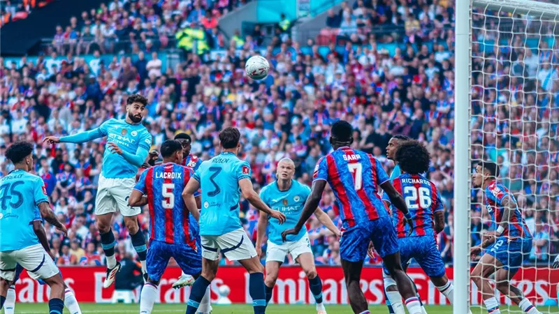 مرموش يهدر ركلة جزاء في خسارة السيتي لقب كأس الاتحاد الإنجليزي