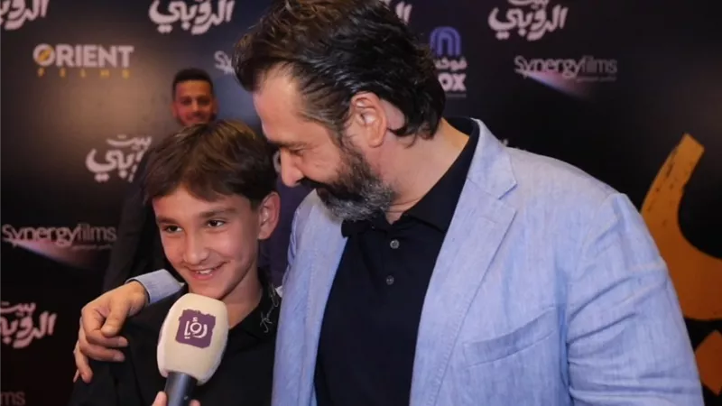  نجل كريم عبد العزيز يتحدث دخوله مجال الفن: والدي يشجعني جدًا 