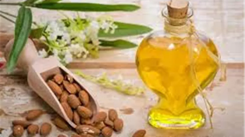 فوائد زيت اللوز الحلو للشعر.. هذه طريقة استخدامه