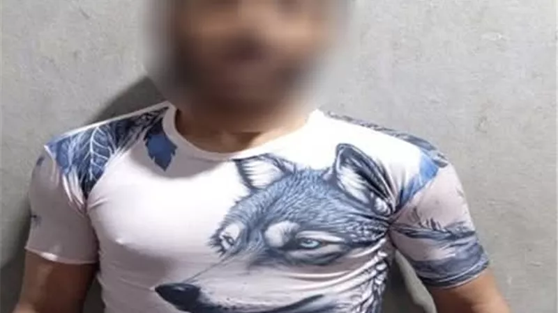 بأسلوب المغافلة.. ضبط عاطل سرق هاتف فتاة من صيدلية بالدقهلية