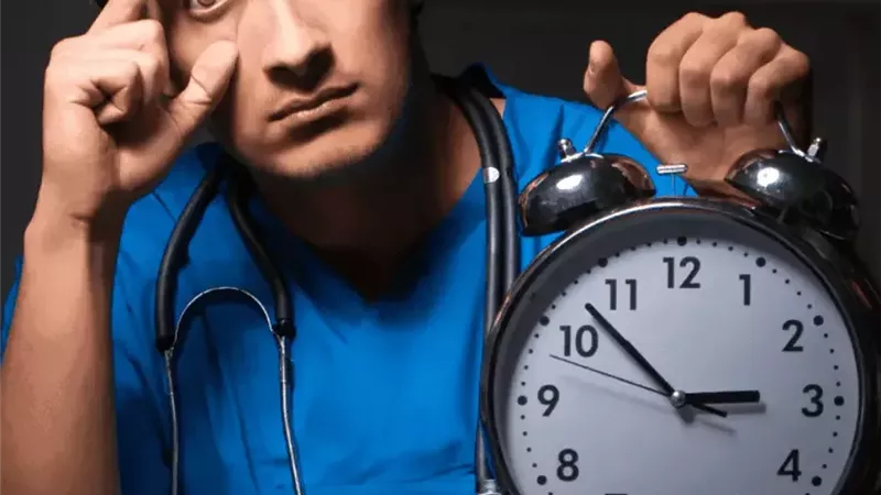 سبب لأمراض القلب والسرطان.. دراسة علمية حديثة تكشف خطر العمل بنظام الشفتات 